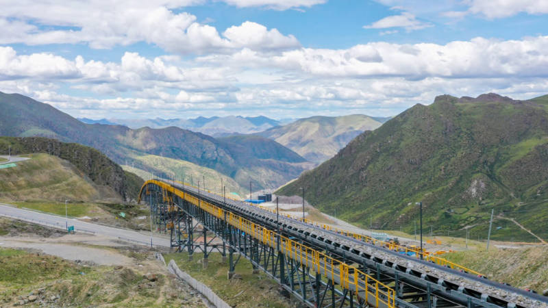 巨龙铜业使用地形镌汰能源消耗